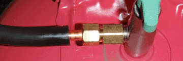 Helium tank connection